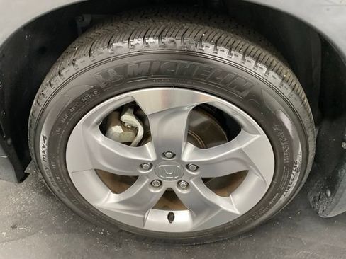 Certified 2022 Honda HR-V LX image 9