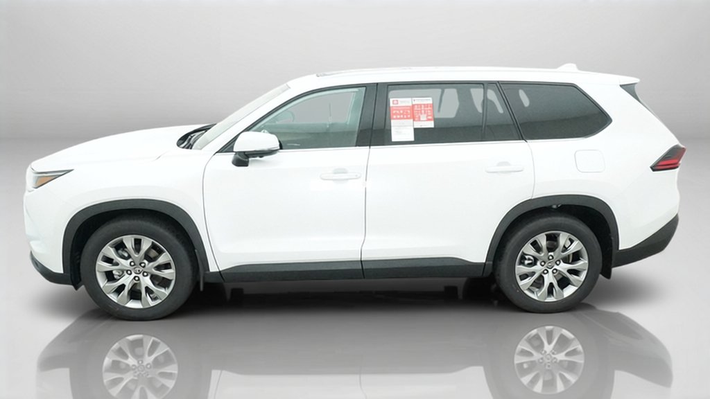 New 2026 Toyota Grand Highlander AWD Hybrid image 2