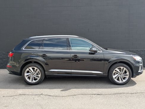Used 2023 Audi Q7 3.0T Premium Plus AWD/4WD image 4