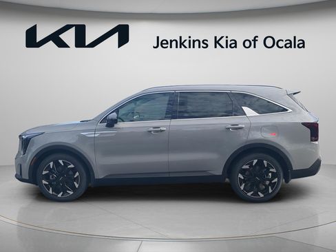 New 2026 Kia Sorento EX w/ EX Premium Package FWD image 6