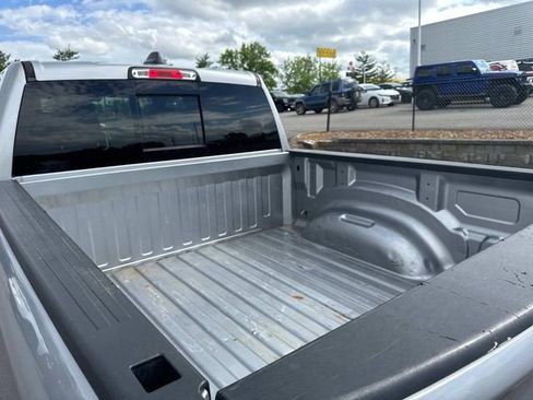 Used 2020 RAM 1500 Laramie AWD/4WD image 14