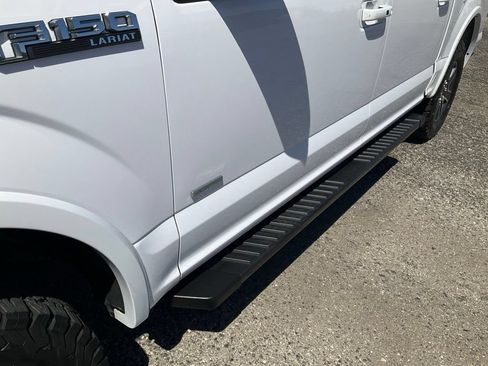 Used 2017 Ford F150 Lariat AWD/4WD image 10