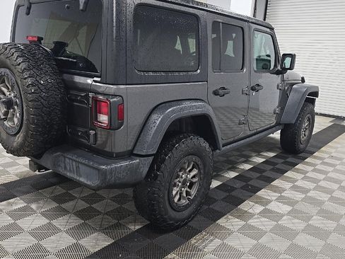 Used 2024 Jeep Wrangler Unlimited Sport AWD/4WD image 5