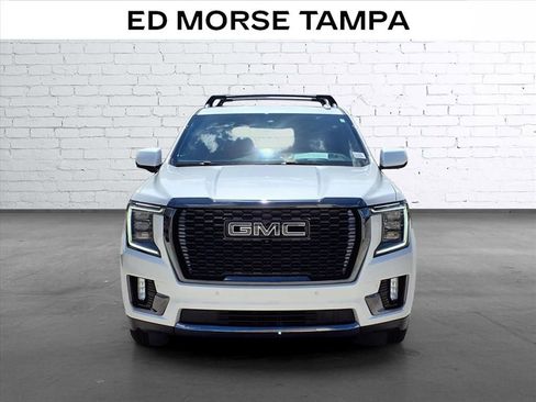 Used 2024 GMC Yukon Denali Ultimate AWD/4WD image 6