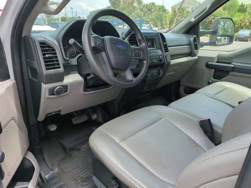 Used 2021 Ford F550 4x4 Regular Cab Super Duty image 13