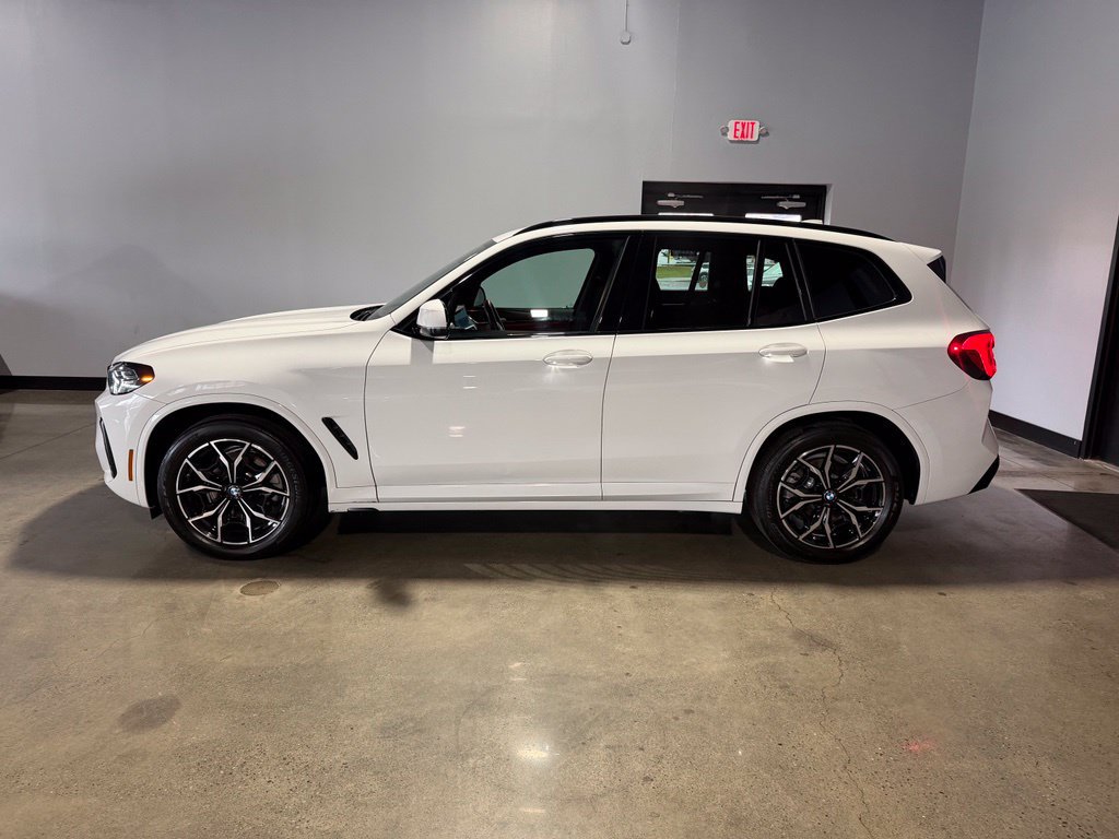 Used 2023 BMW X3 xDrive30i w/ M Sport Package AWD/4WD image 7