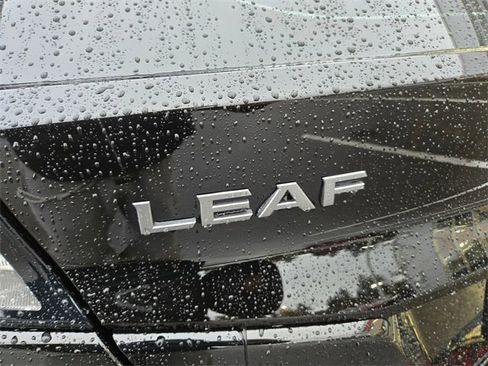 Used 2025 Nissan Leaf SV Plus image 13