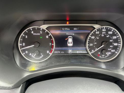 Used 2025 Nissan Sentra SV image 40