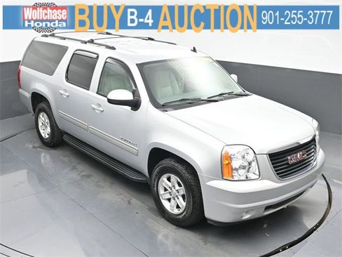 Used 2013 GMC Yukon XL SLT image 35