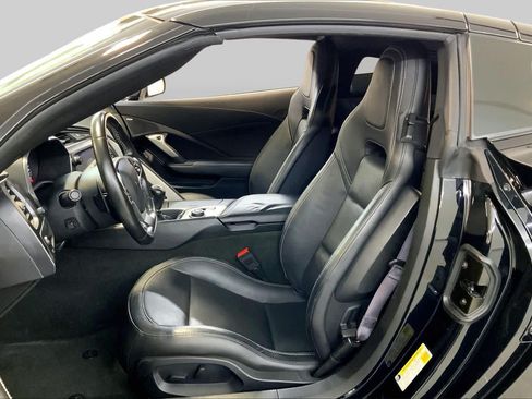 Used 2016 Chevrolet Corvette Stingray Coupe RWD image 7