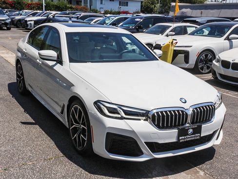 Certified 2023 BMW 530i w/ M Sport Package RWD image 3