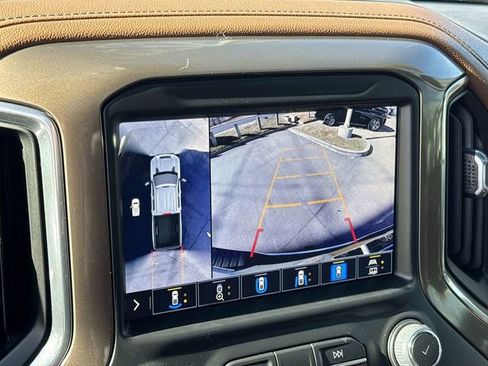 Used 2022 Chevrolet Silverado 2500 High Country image 17