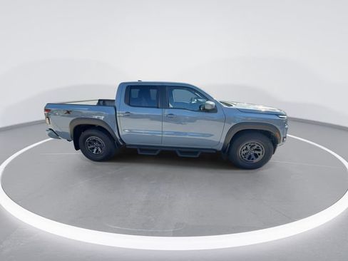 Used 2025 Nissan Frontier Pro-X RWD image 9