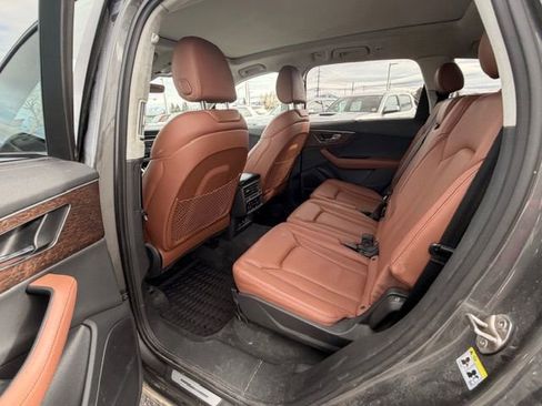 Used 2022 Audi Q7 3.0T Prestige w/ Prestige Package image 5