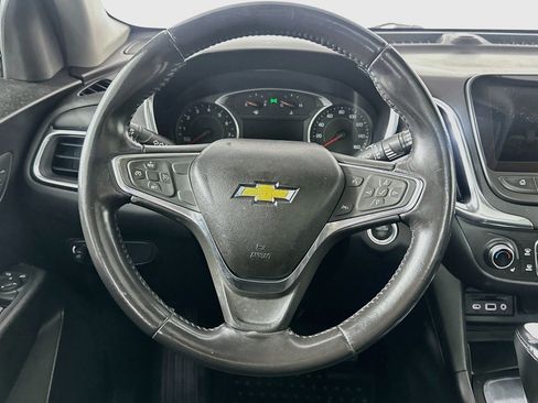 Used 2019 Chevrolet Equinox LT w/ Sun & Navigation Package FWD image 18