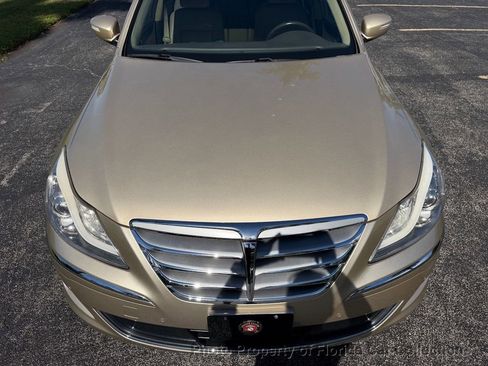 Used 2012 Hyundai Genesis 3.8 w/ Premium Pkg image 27