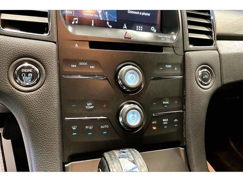 Used 2016 Ford Taurus SEL w/ Equipment Group 201A image 35
