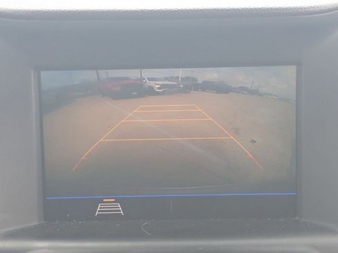 Used 2020 GMC Terrain SLE image 12