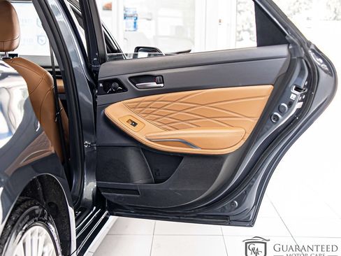 Used 2019 Toyota Avalon Limited w/ Advanced Safety Package FWD image 41