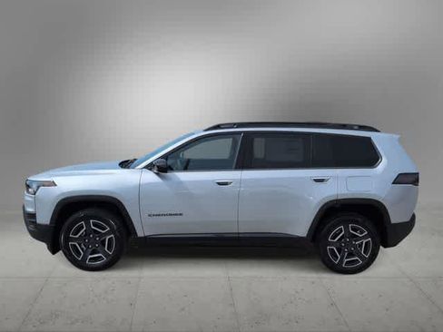 New 2026 Jeep Cherokee Laredo AWD/4WD image 5