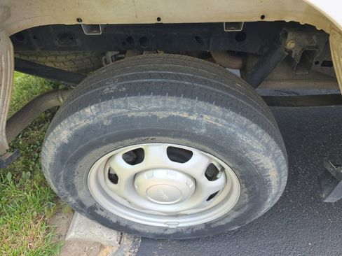 Used 2023 Ford F150 XL RWD image 11