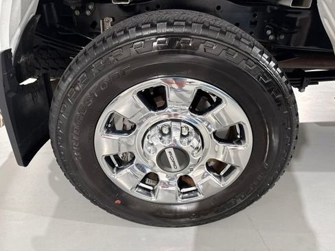 Used 2024 Ford F250 Lariat w/ Lariat Ultimate Package AWD/4WD image 10