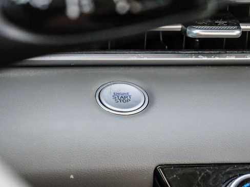 Used 2025 Hyundai Elantra Sport FWD image 48