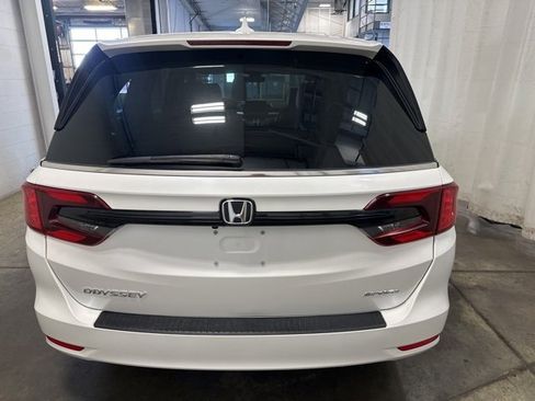 Used 2023 Honda Odyssey Sport image 5