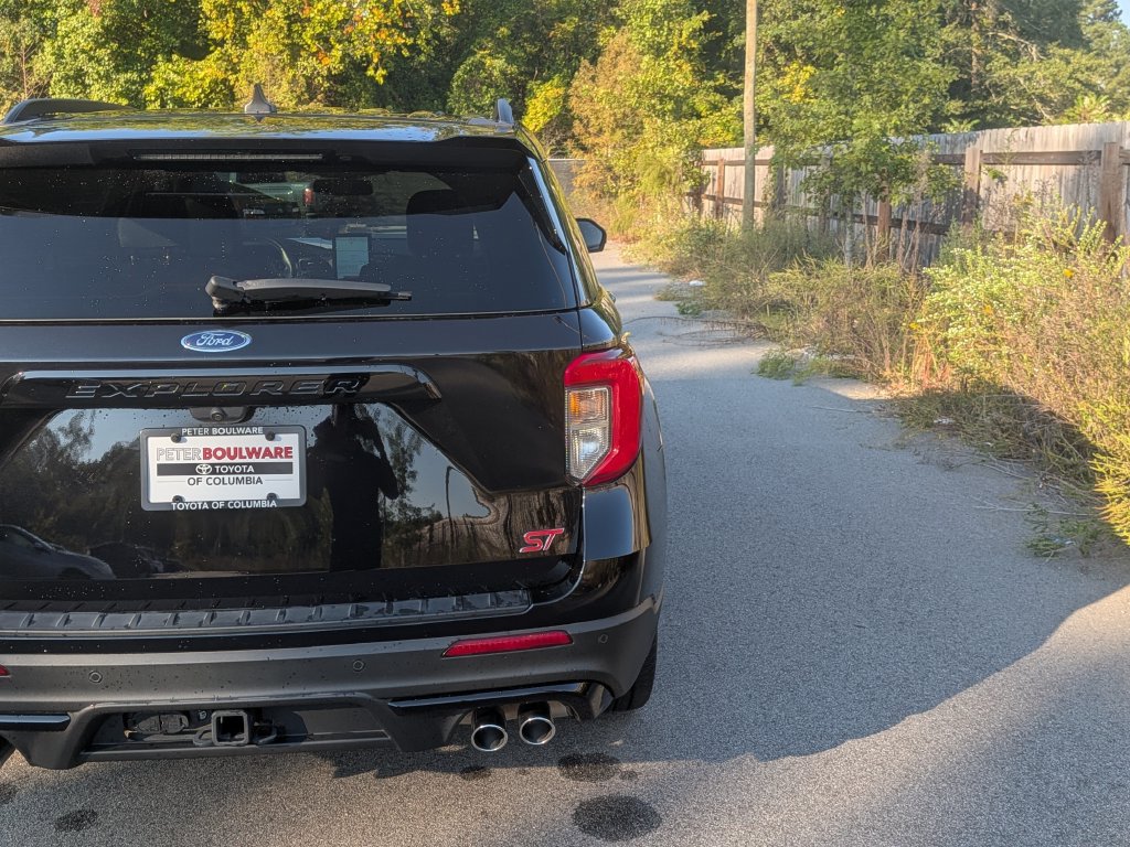 Used 2024 Ford Explorer ST w/ Equipment Group 401A AWD/4WD image 7