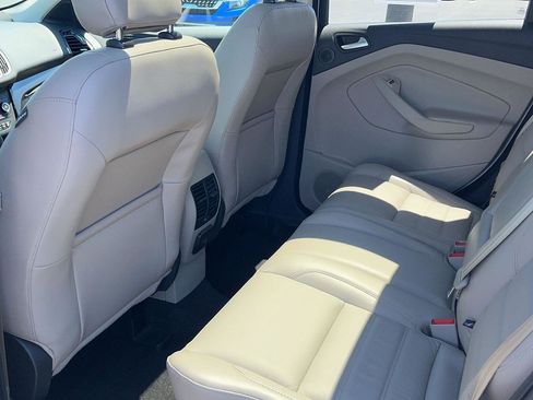Used 2018 Ford Escape Titanium w/ Ford Safe & Smart Package AWD/4WD image 28