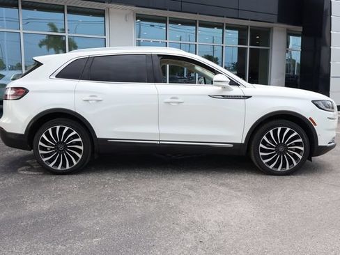 Used 2023 Lincoln Nautilus Black Label w/ Cargo Utility Package AWD/4WD image 9
