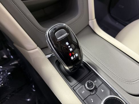 Used 2021 Cadillac XT5 Premium Luxury AWD/4WD image 23