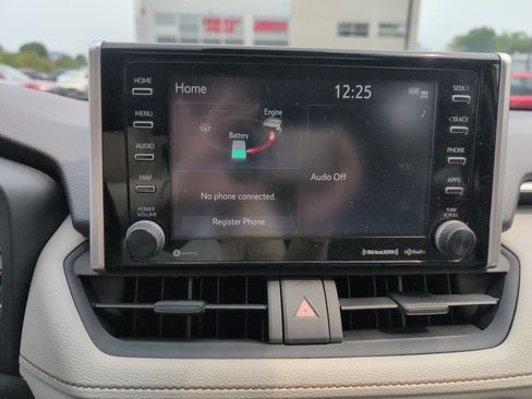 Used 2020 Toyota RAV4 XLE w/ Convenience Package AWD/4WD image 21