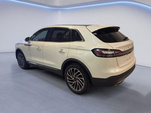 Used 2019 Lincoln Nautilus Reserve image 4