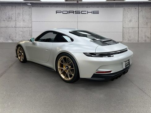 Certified 2024 Porsche 911 GT3 RWD image 3