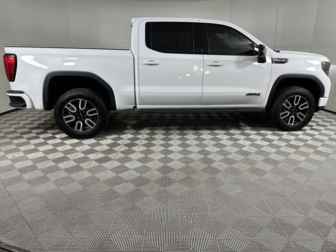 Used 2023 GMC Sierra 1500 AT4 w/ AT4 Premium Package image 7