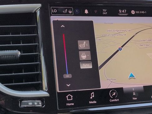 Certified 2021 Chrysler Pacifica Touring-L FWD image 30