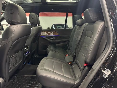 Used 2024 Mercedes-Benz GLS 63 AMG 4MATIC image 16