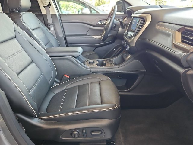 Certified 2023 GMC Acadia Denali w/ Denali Ultimate Package FWD image 29
