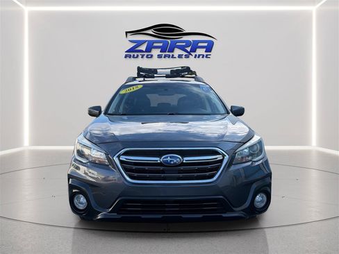 Used 2018 Subaru Outback 2.5i Premium AWD/4WD image 2
