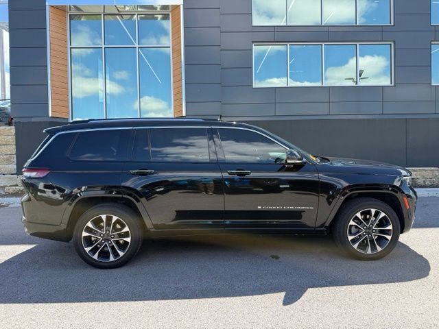 Used 2021 Jeep Grand Cherokee L Overland AWD/4WD image 2