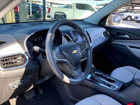 Certified 2021 Chevrolet Equinox LS w/ LS Convenience Package image 16