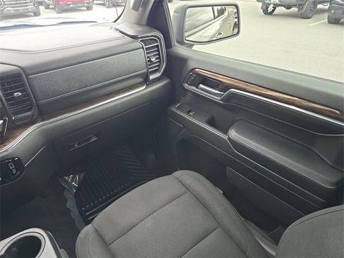 Used 2024 GMC Sierra 1500 Elevation image 15