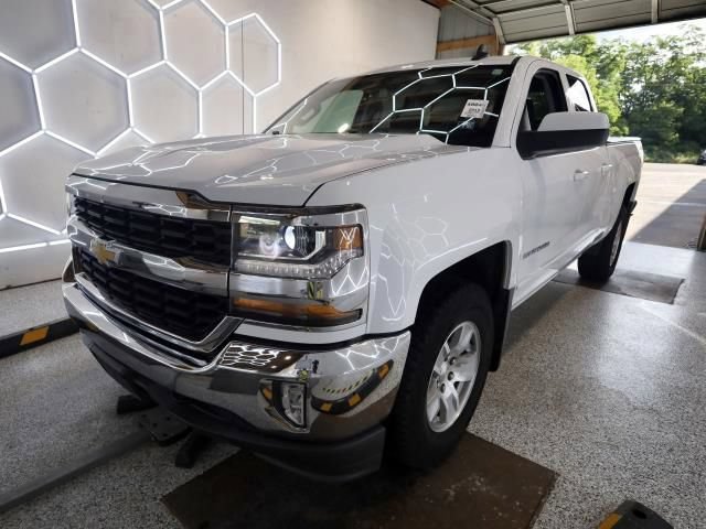 Used 2018 Chevrolet Silverado 1500 LT w/ All Star Edition AWD/4WD image 2