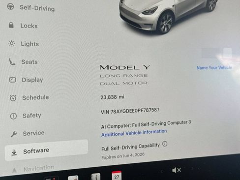 Used 2023 Tesla Model Y Long Range AWD/4WD image 24
