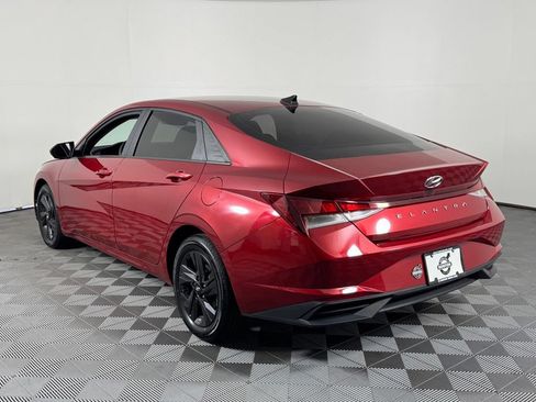 Used 2023 Hyundai Elantra SEL FWD image 8