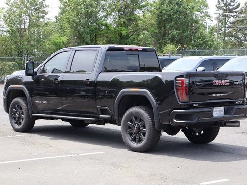 New 2026 GMC Sierra 2500 AT4 w/ AT4 Premium Plus Package AWD/4WD image 6