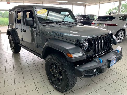 Used 2023 Jeep Wrangler Unlimited w/ Cold Weather Group AWD/4WD image 5