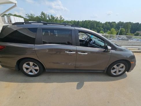 Used 2019 Honda Odyssey EX-L image 10