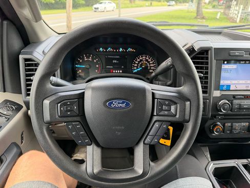 Used 2018 Ford F150 XL w/ Equipment Group 101A Mid AWD/4WD image 7